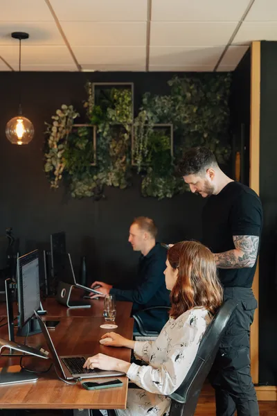 Shape April 2022 HR 214